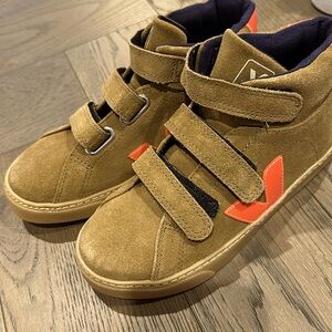 Veja Esplar Sneakers Brown - never worn! Size 3